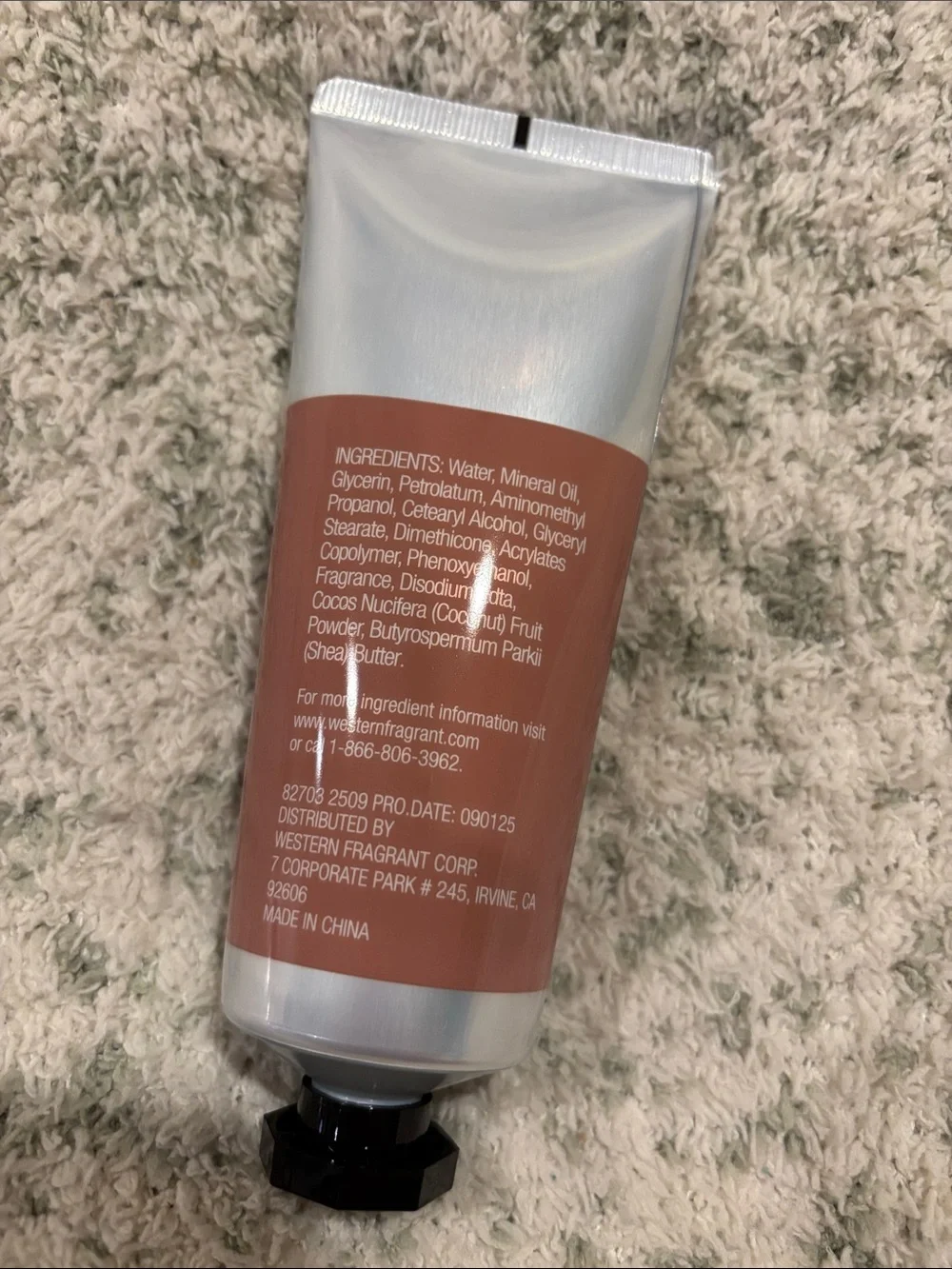 Natural Breeze Scented Coconut Shea Ultra Moisturizing Hand Cream NWT 3oz